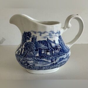 Ridgway Meadowsweet Creamer Staffordshire England shakespeare country tea coffee